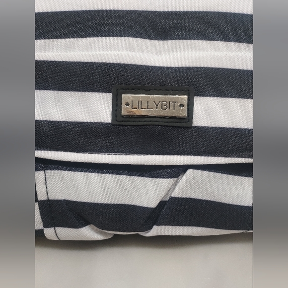 Lilly Bit Diaper Clutch. Black and white stripes - Picture 2 of 6